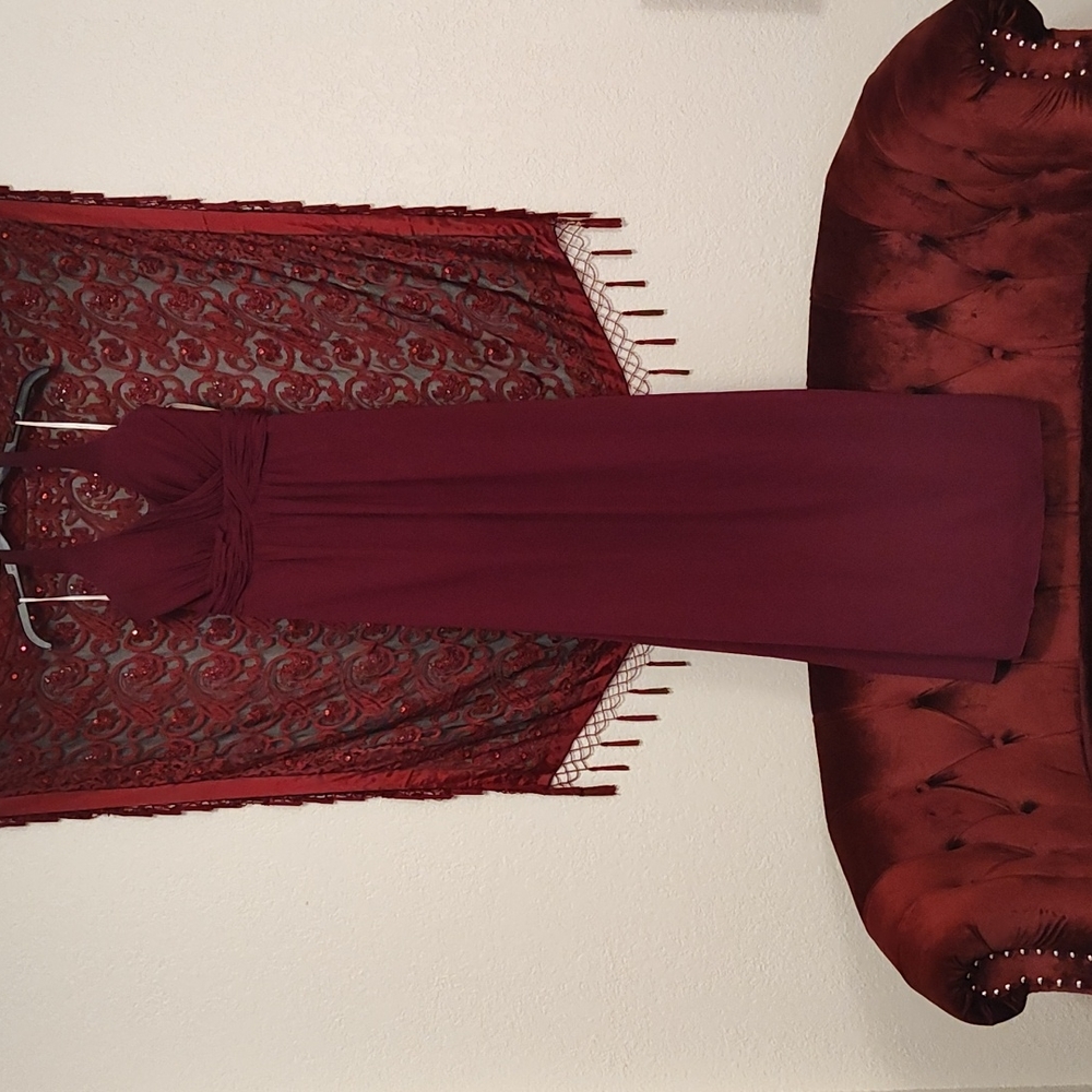 House of Wu (Christina Wu) BM38 Bridesmaids Dress Size 12 Color Sangria